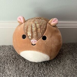 LN Squishmallows Thompson Armadillo Plush Toy